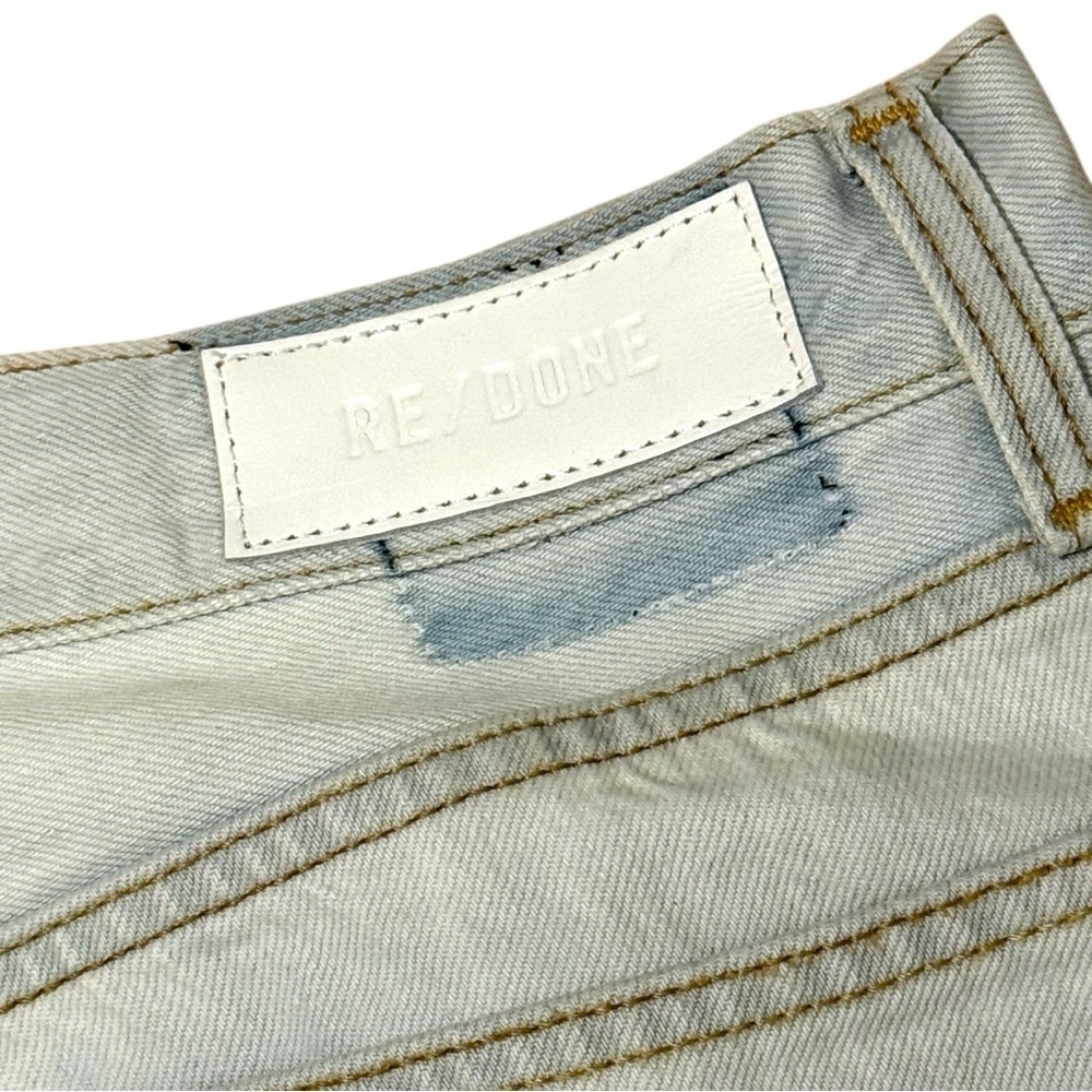 RE/DONE 90s High Rise Loose Jeans Light Wash Distressed Knees NWT - Picture 3 of 4